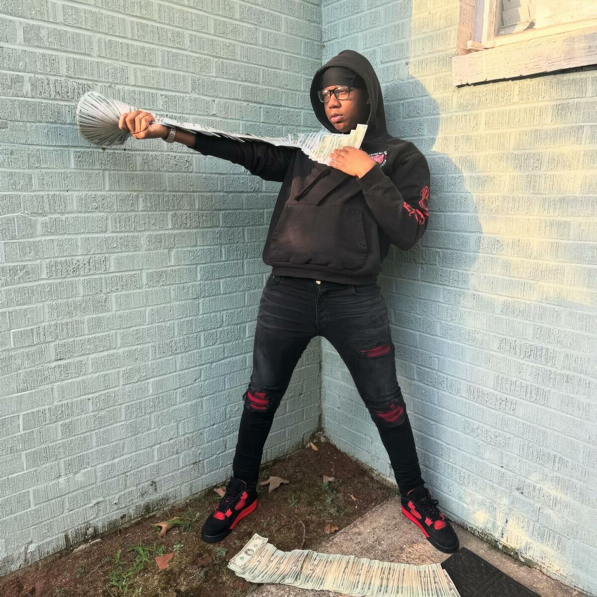 Album cover of TG Run It