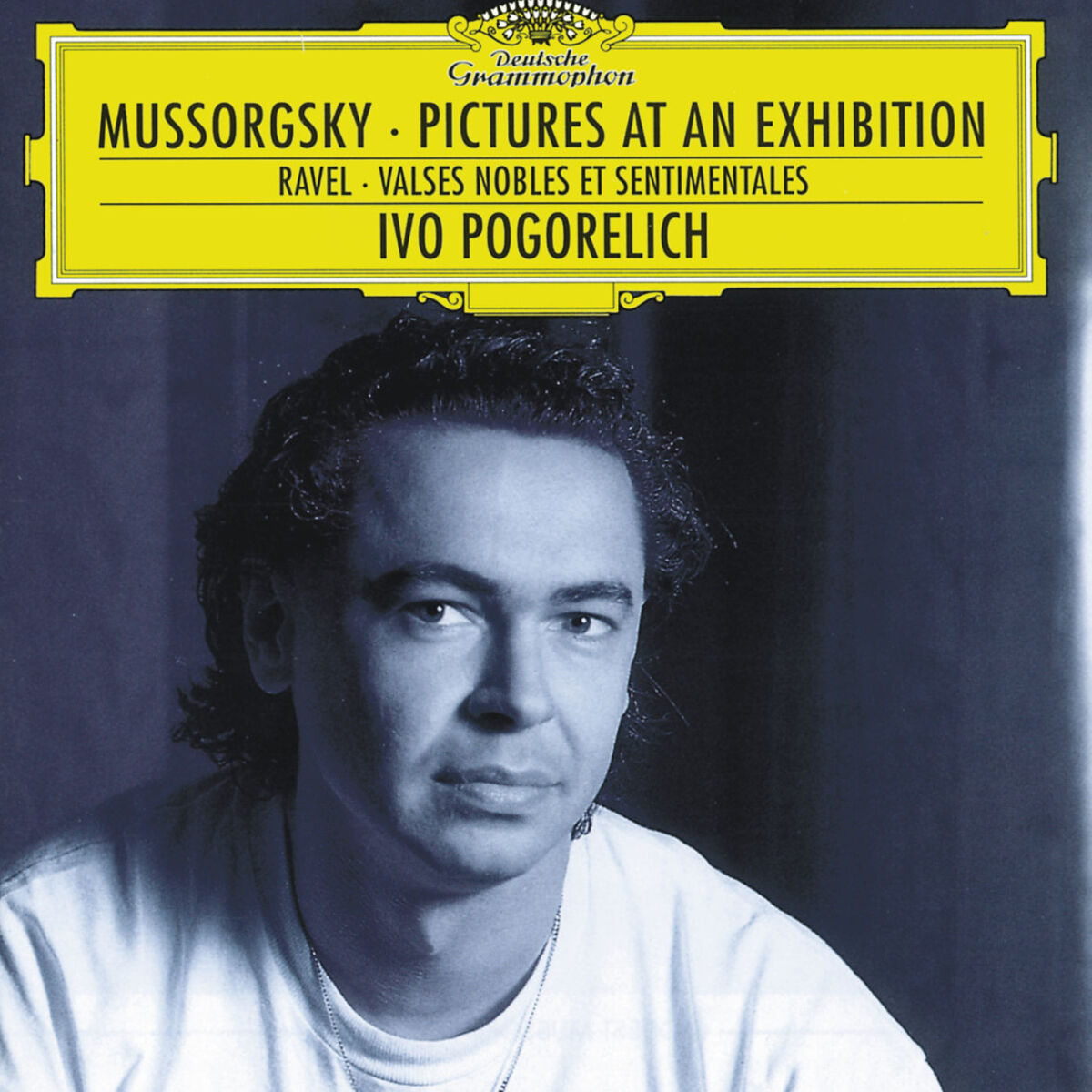 Album cover of Mussorgsky: Pictures at an Exhibition / Ravel: Valses nobles