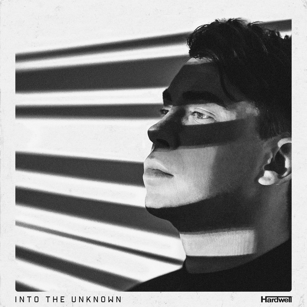 Cover du titre INTO THE UNKNOWN
