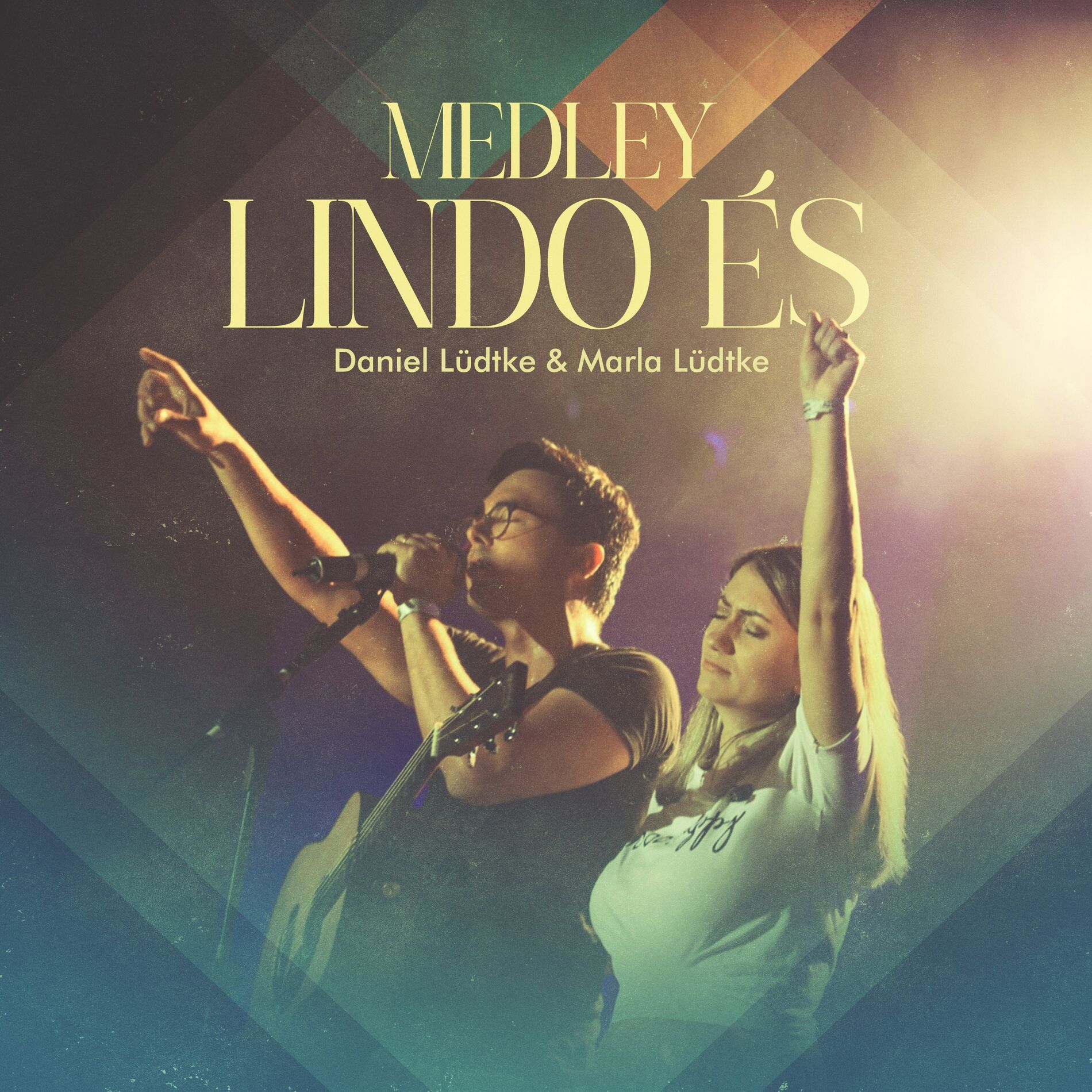 Album cover of Lindo És / Para Que Entre o Rei / Só Quero Ver Você / Lugar Secreto / Oh, Quão Lindo Esse Nome É