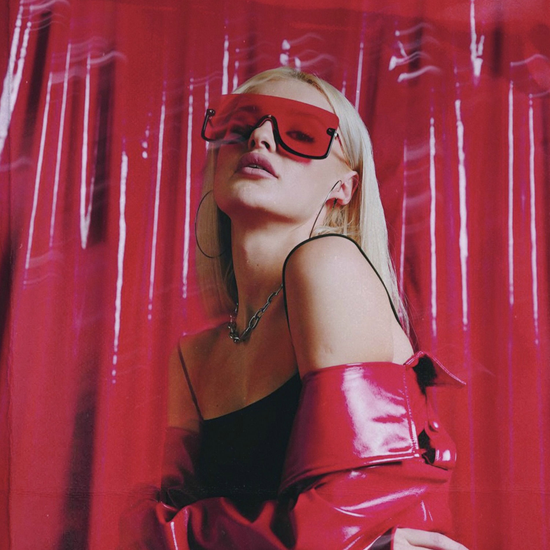 Album cover of Убегай