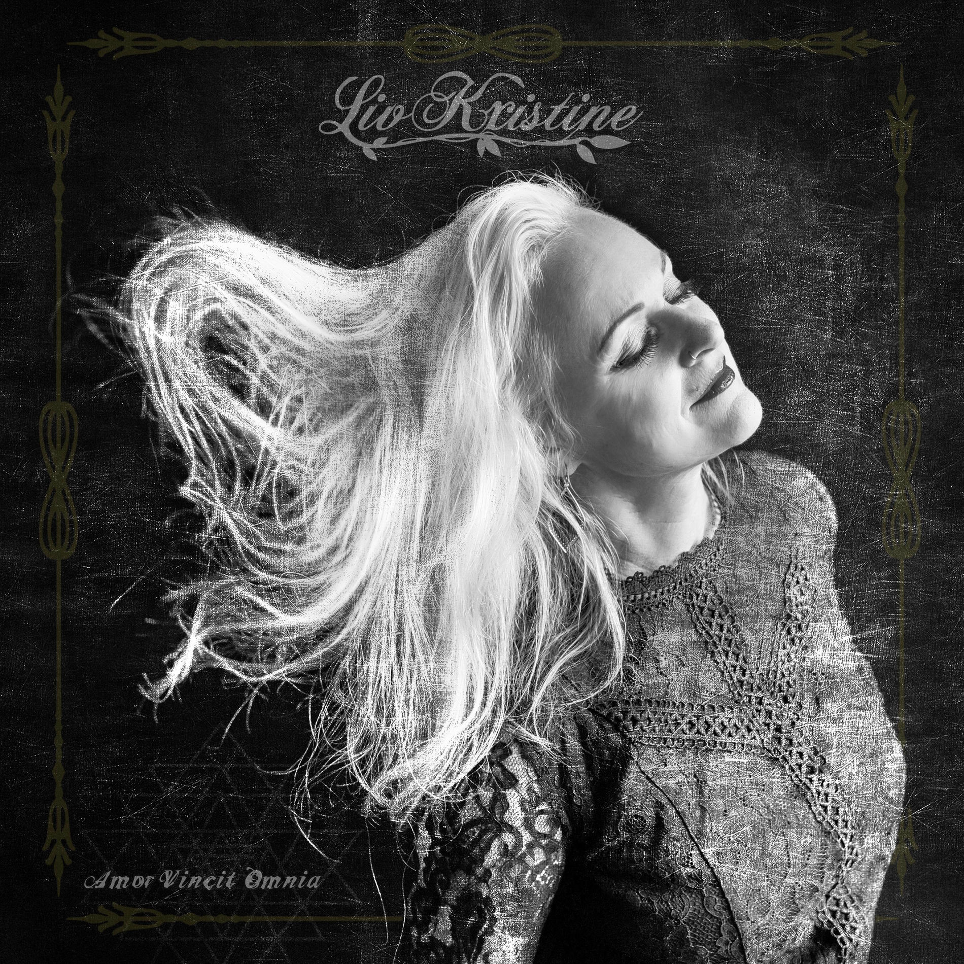 洋楽 LIV KRISTINE/enter my religion 51-MEjkbSiL._UF1000,1000_QL80_.jpg