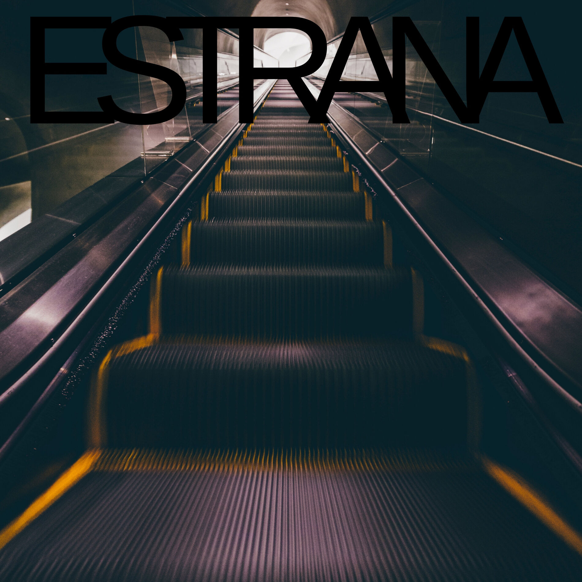 Album cover of Estrana