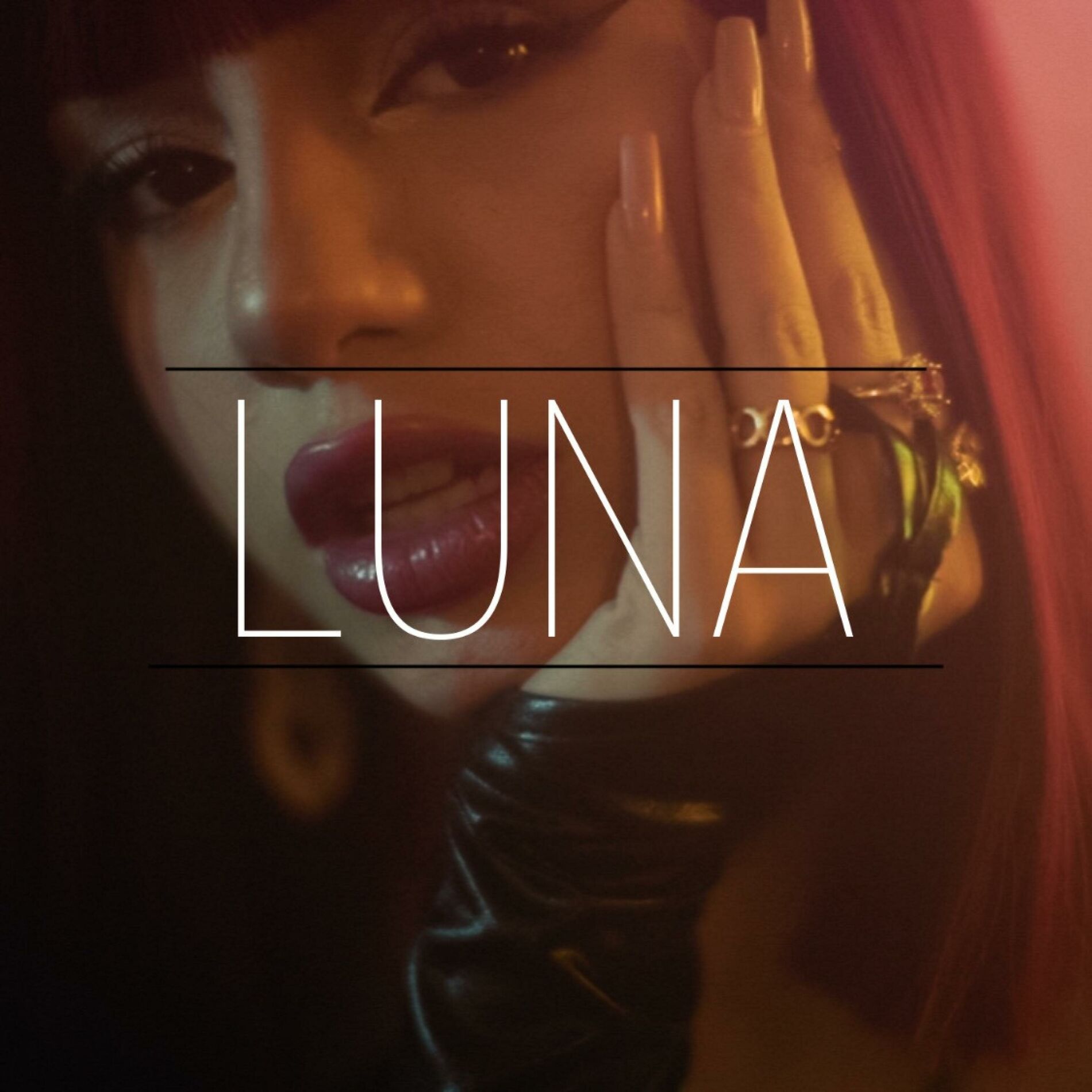 Album cover of LUNA
