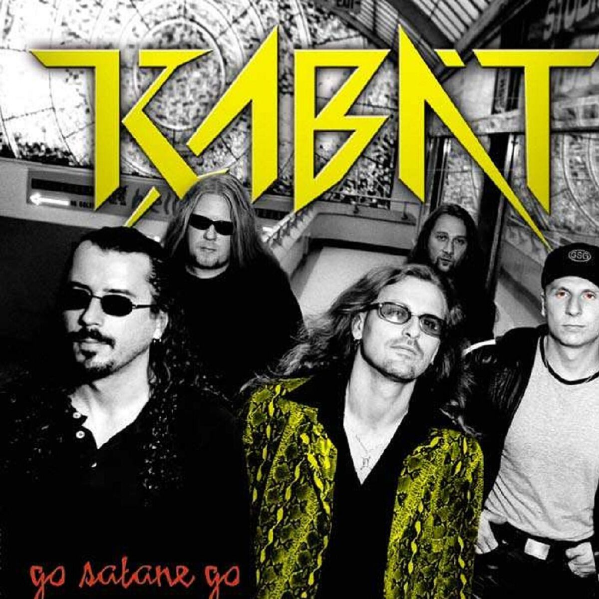 Album cover of V pekle sudy válej