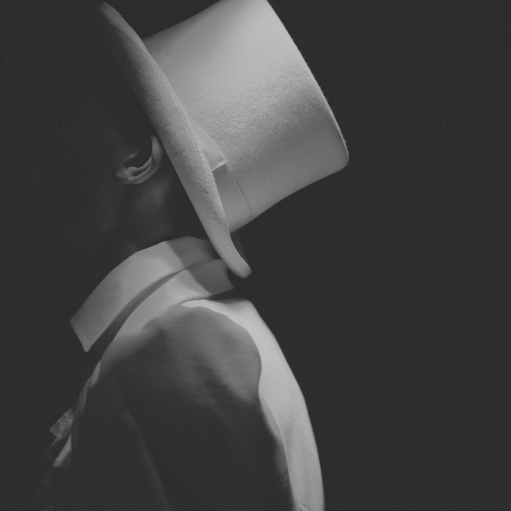 Picture of man with a hat