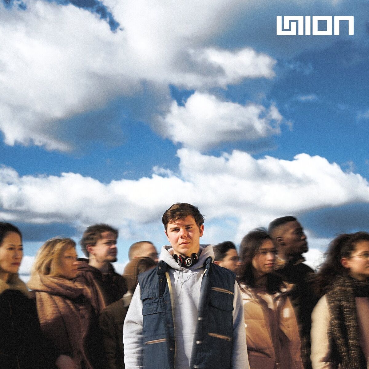 Album cover of L'amour est mort