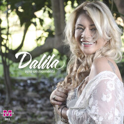 Cover of Solo un Momento
