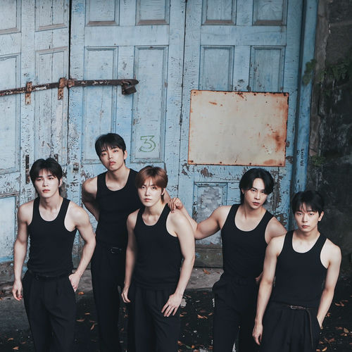 CMDM – Decalcomanie – Single