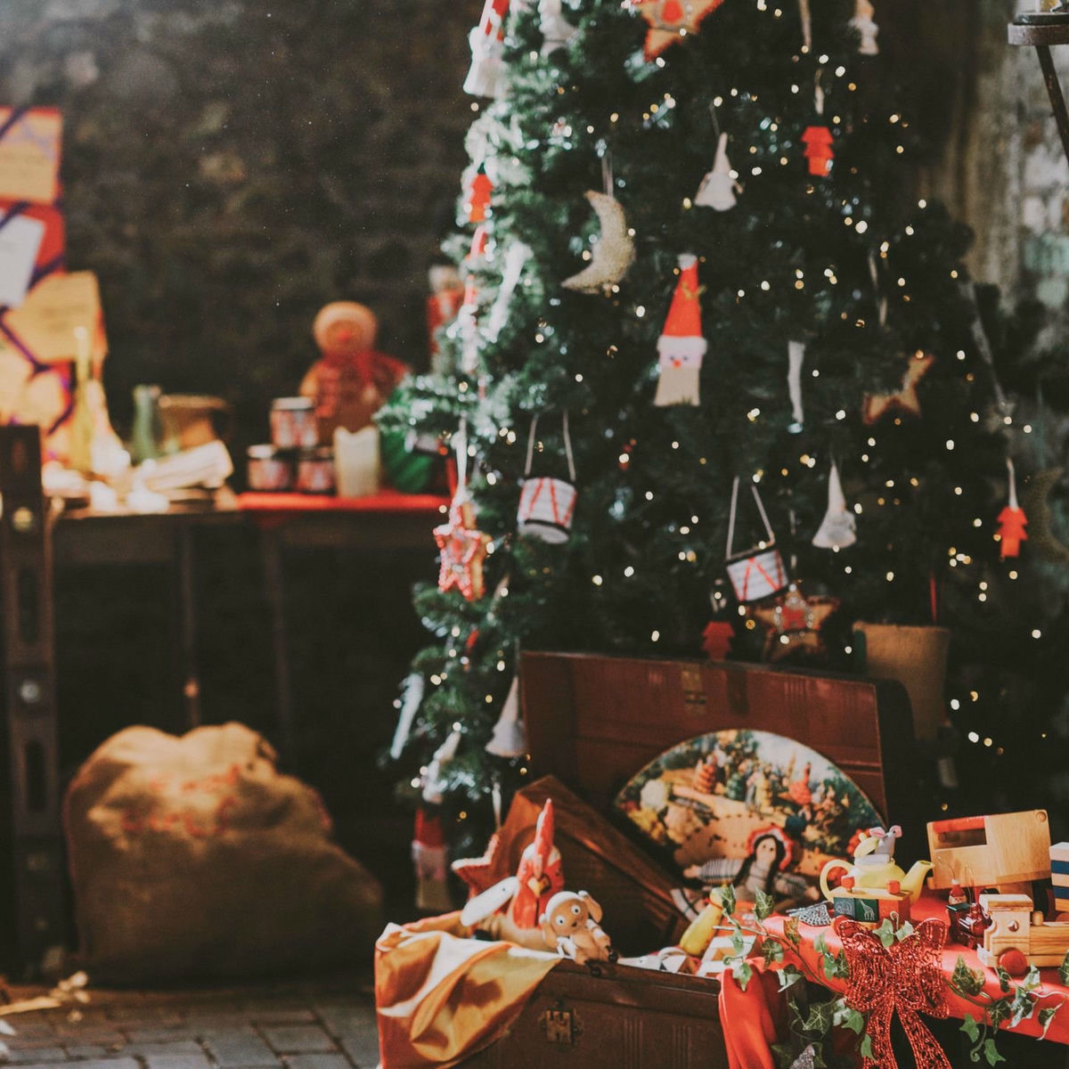 Album cover of A Lofi Christmas, Vol. 5