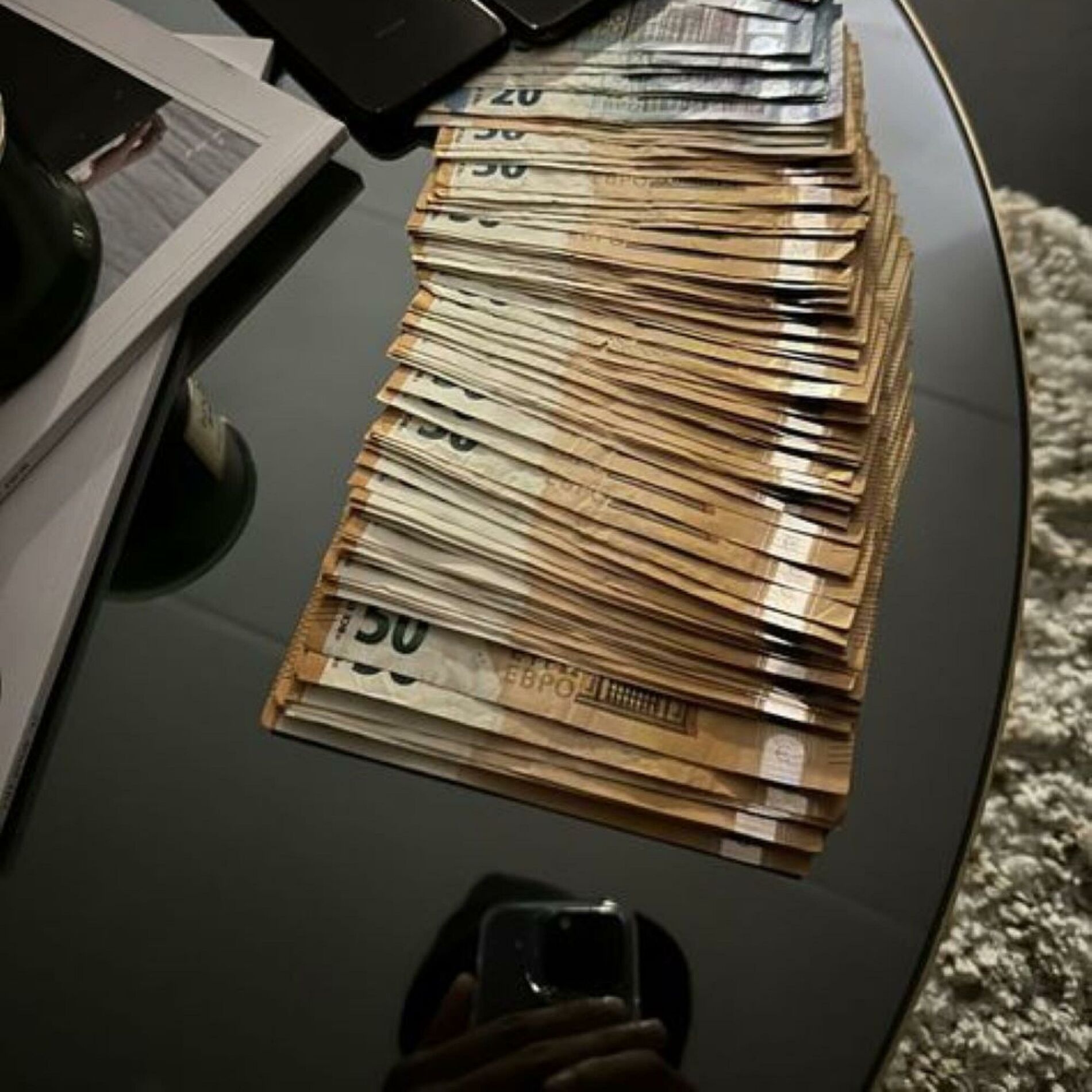 Album cover of L'appât du gain (feat. H.LA DROGUE)