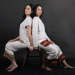 Cover of sebatas teman