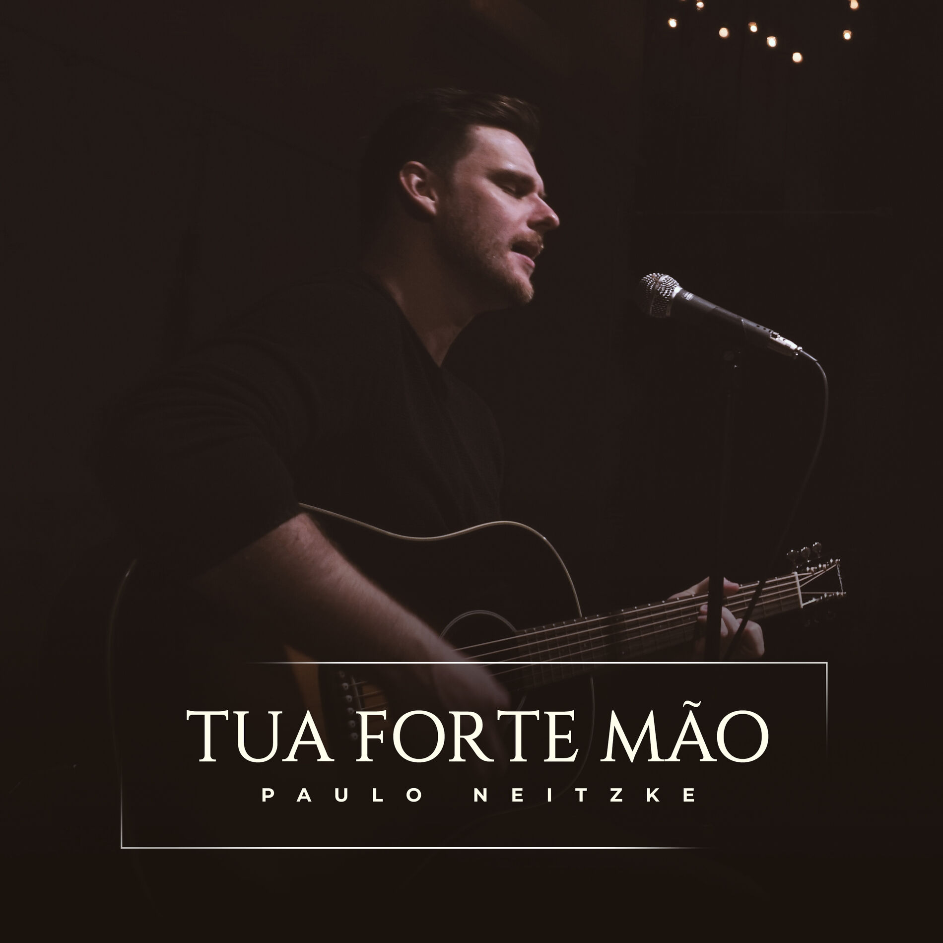 Album cover of Tua Forte Mão