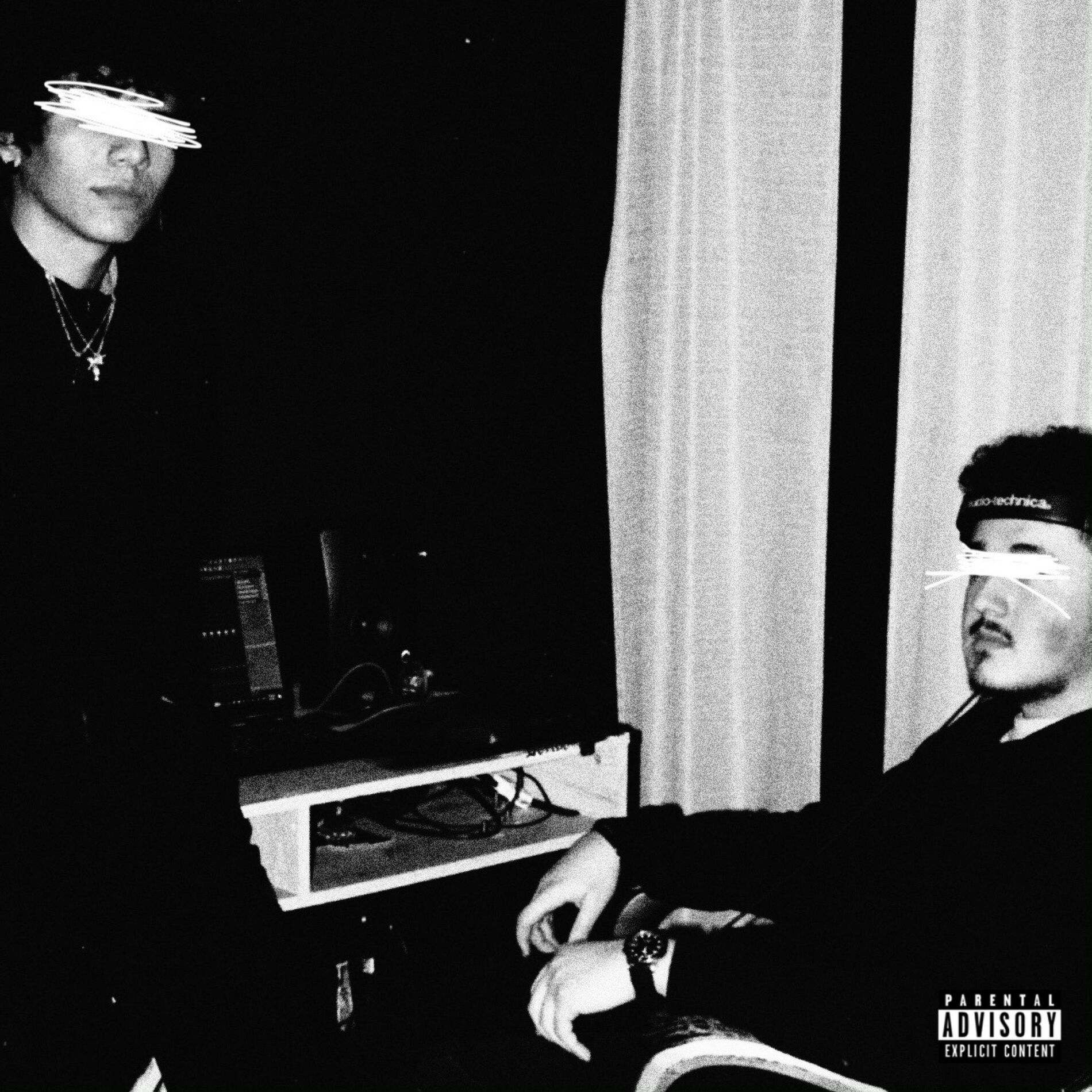 Album cover of LEAVE ME ALONE (feat. Ikarus)