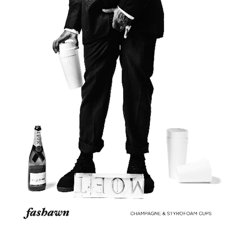 Picture of Champagne & Styrofoam Cups