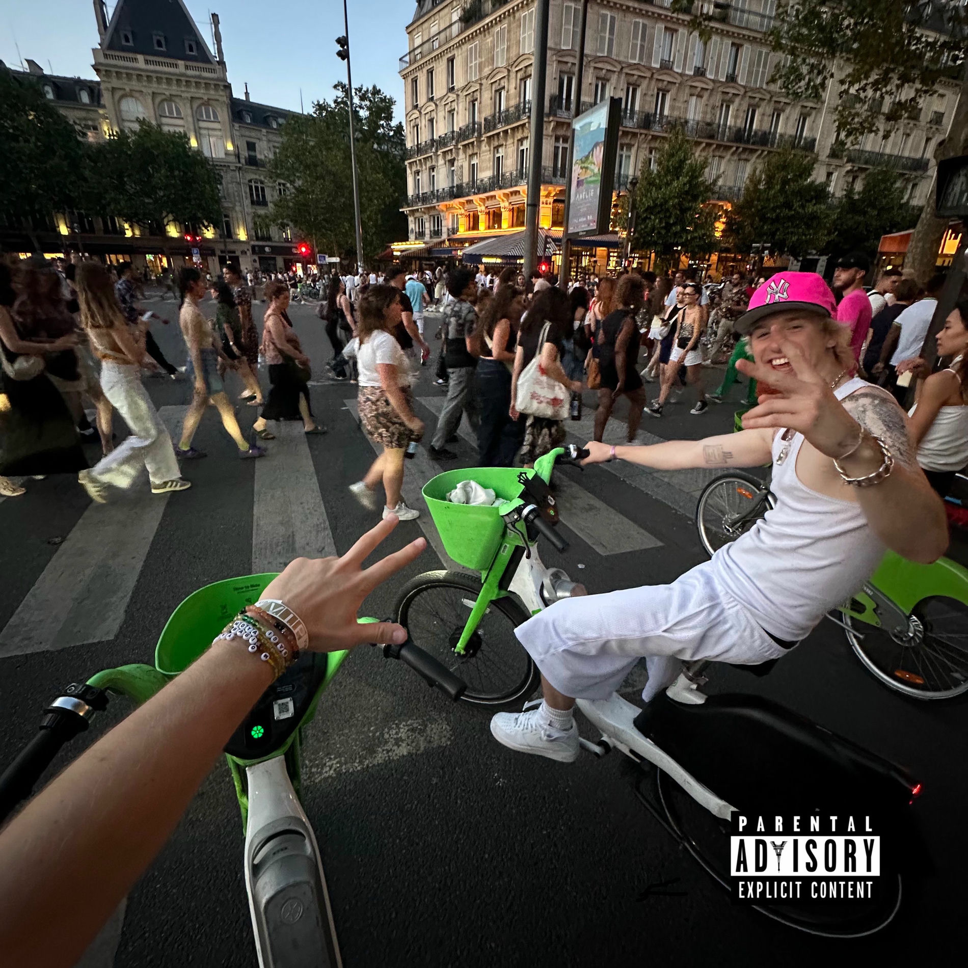 Album cover of miü miü