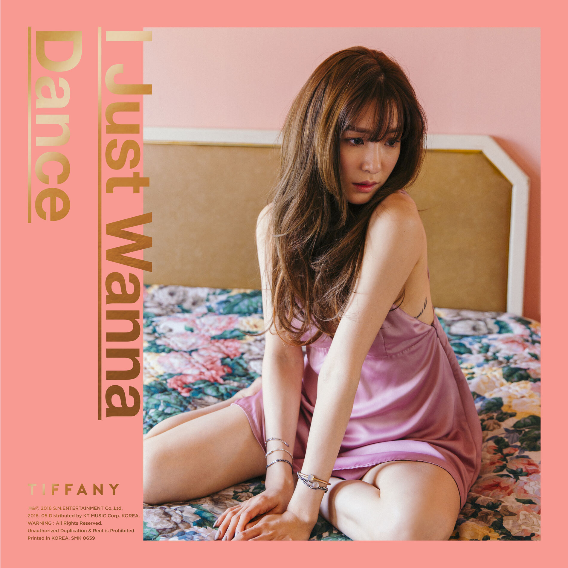 Album cover of I Just Wanna Dance - The 1st Mini Album