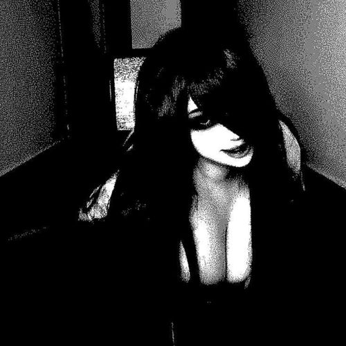Hot Girls Like Techno