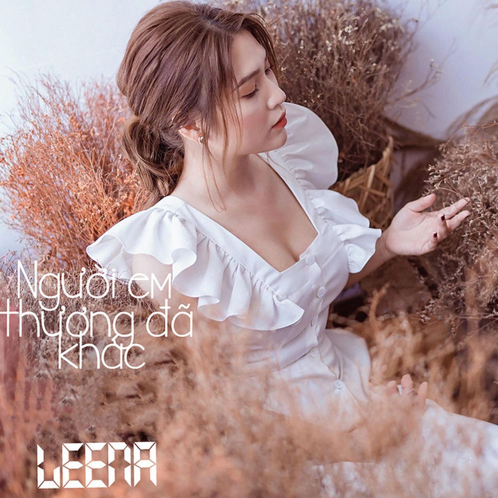 Album artwork for Quá Yêu Anh by Leena