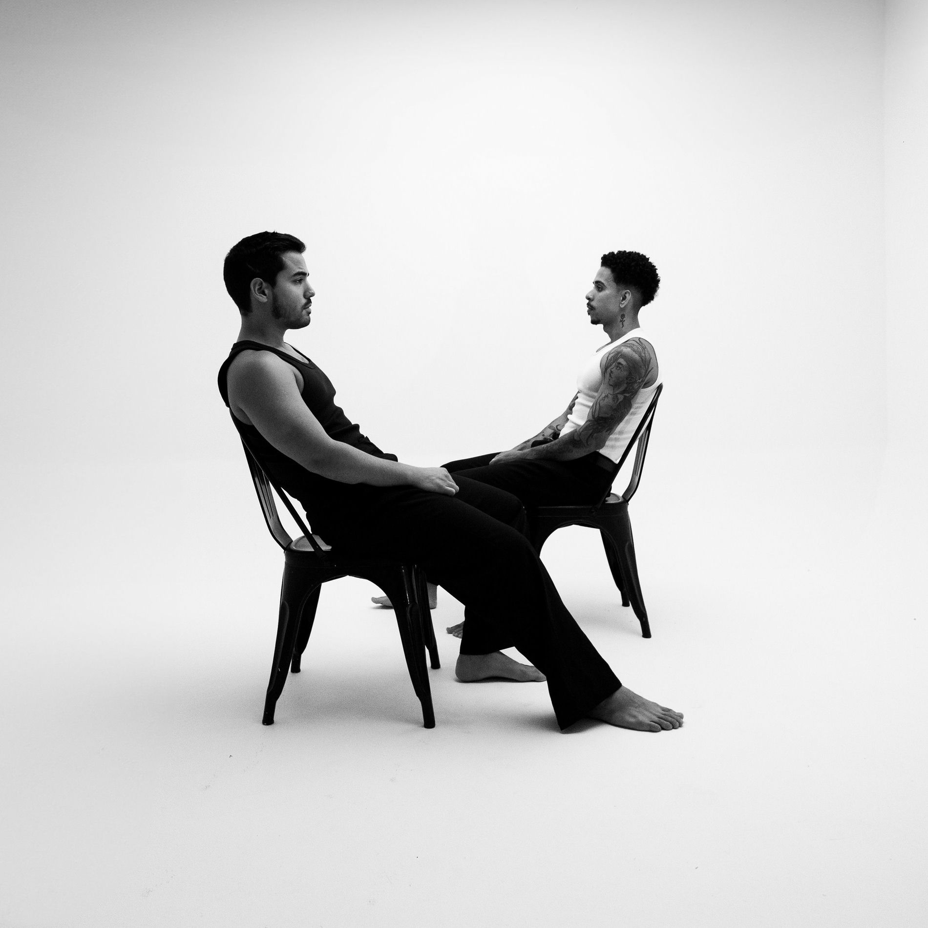 Album cover of relações superficiais