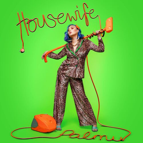 Housewife Cover