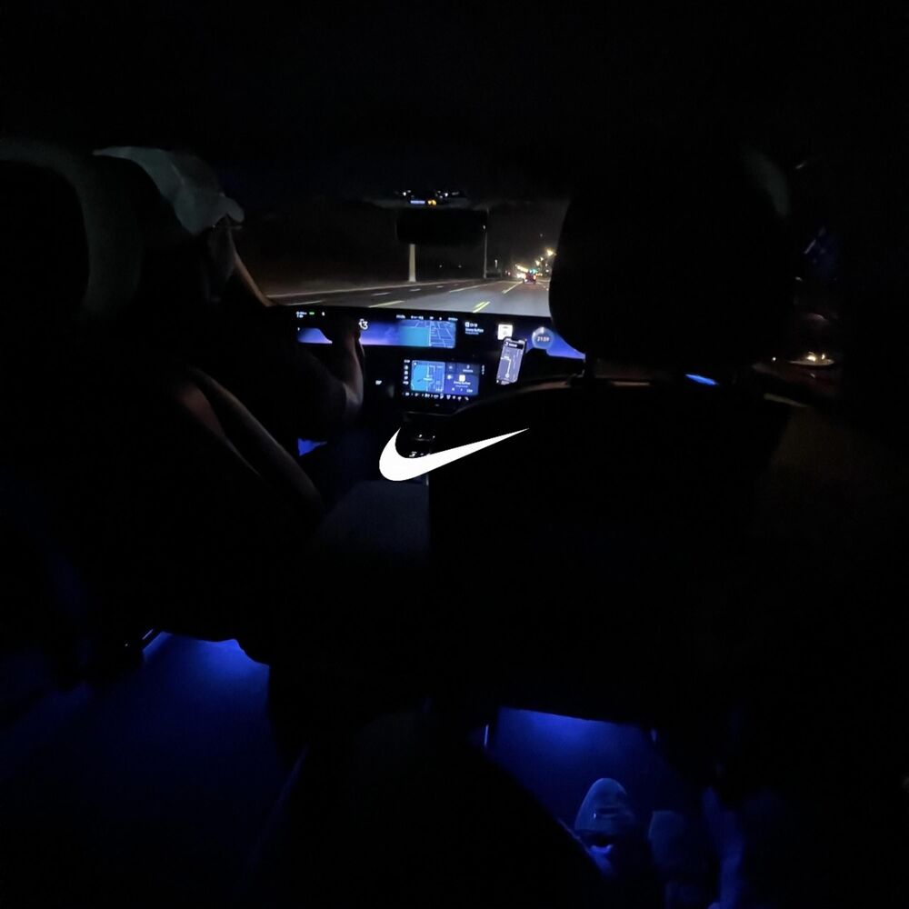 Picture of PHIL KNIGHT