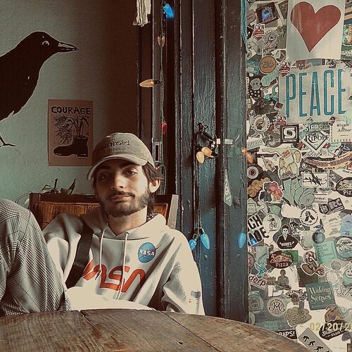 A Black Crow's Peace