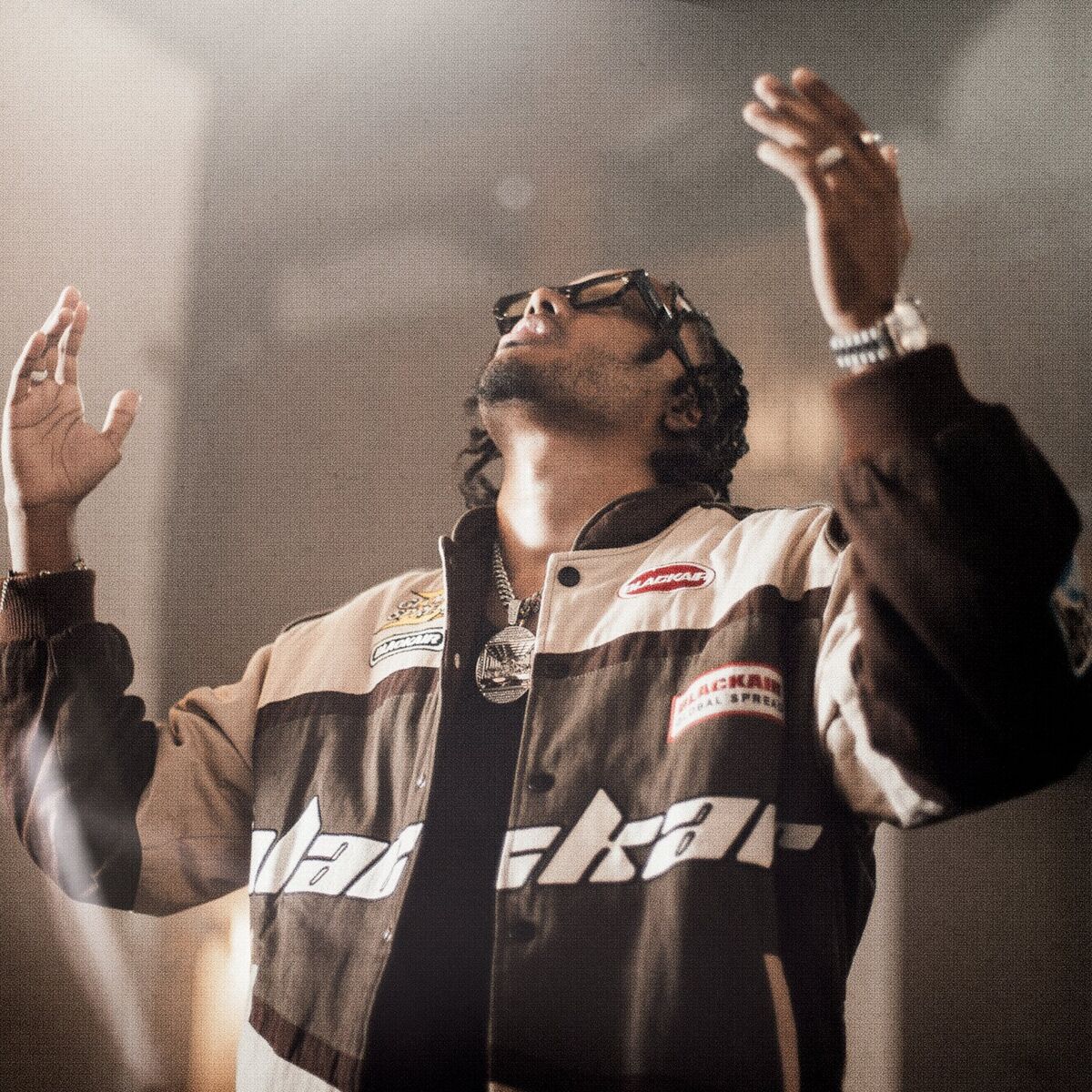 Album cover of É Real