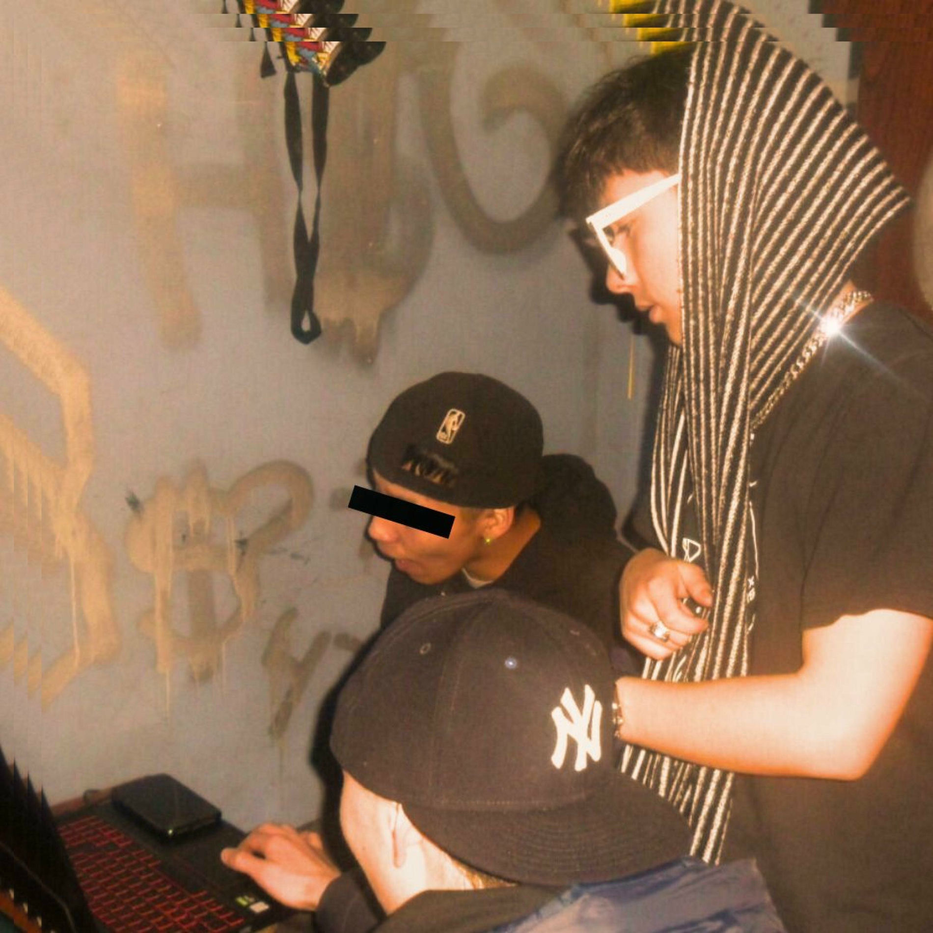 Album cover of ME TIENES LOKO (feat. Lowly & bbyneo)