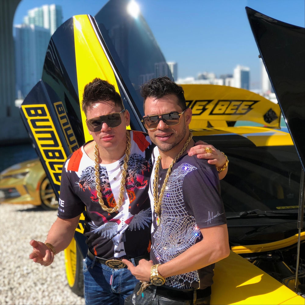 Pochette du titre Miami Se Calienta
