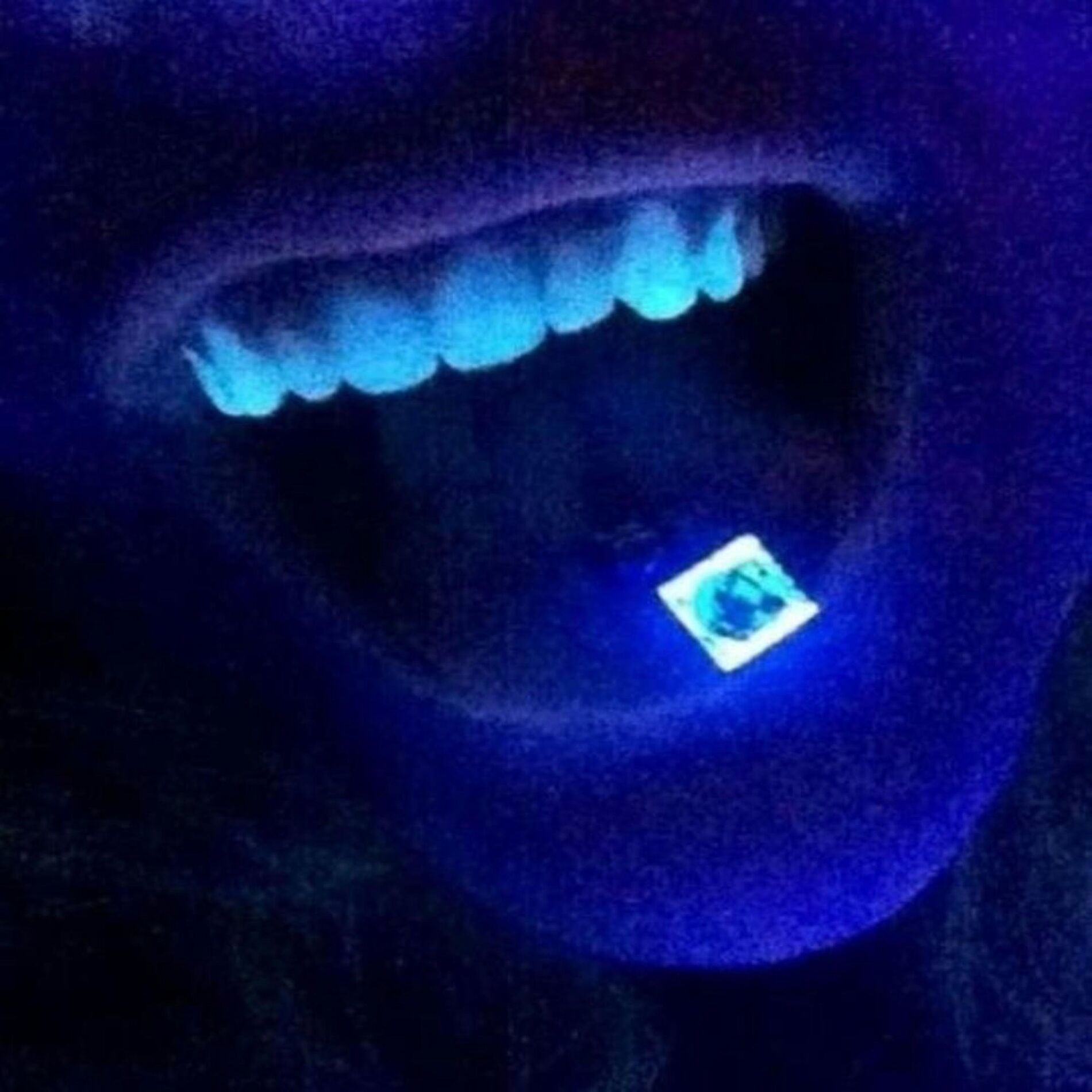 Album cover of DARK SIDE