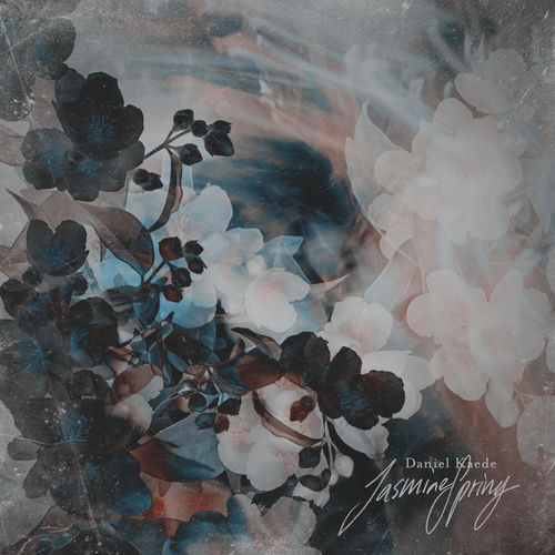 Jasmine Spring sleeve