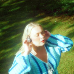 Capa de Poolside