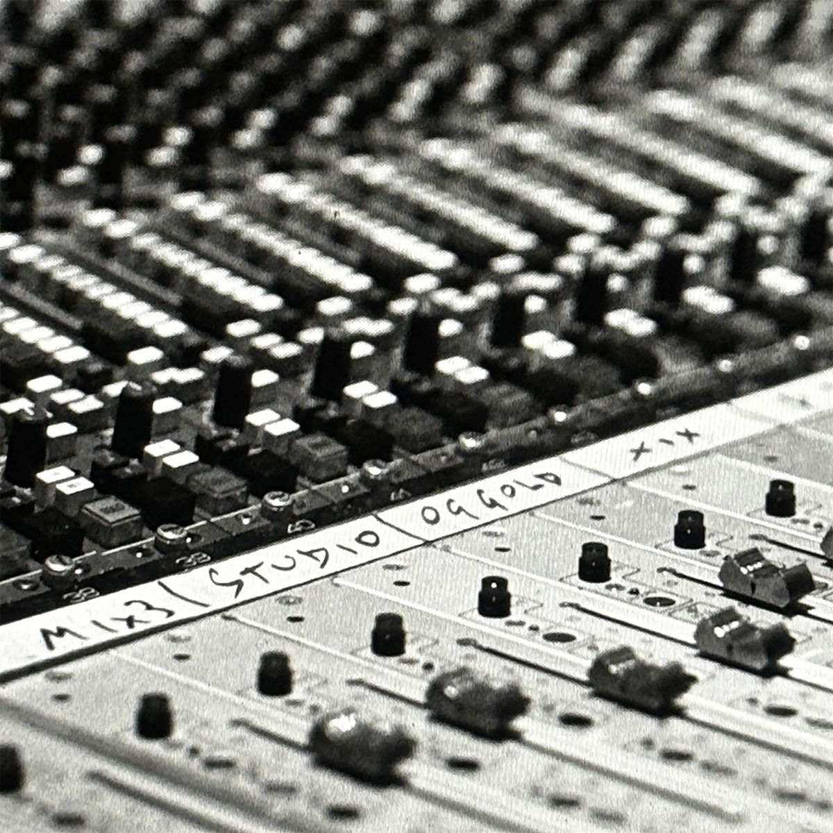 Album cover of Studio