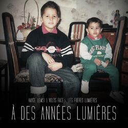 Cover of À des années lumières (Les frères lumières)