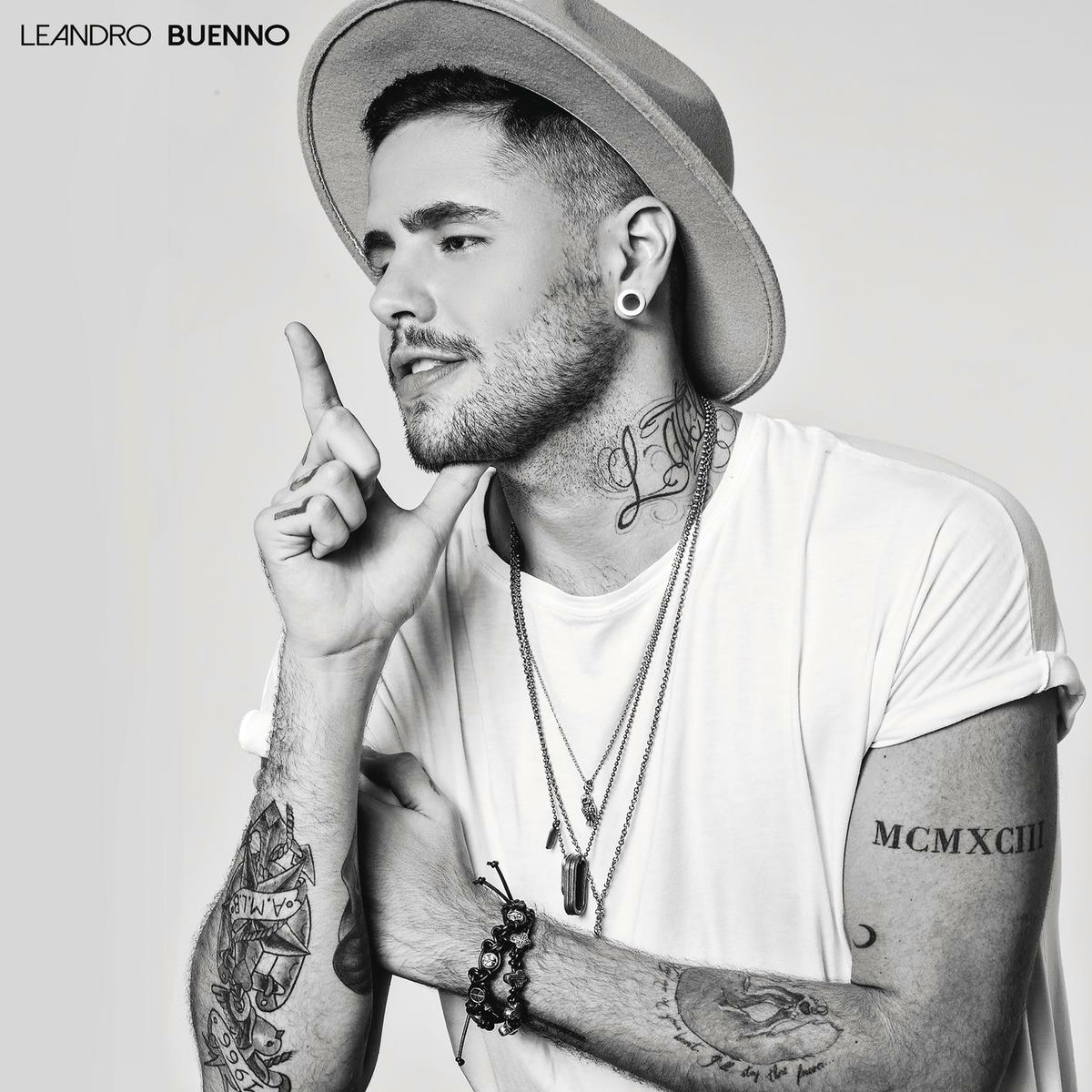 Album cover of Mil Maneiras