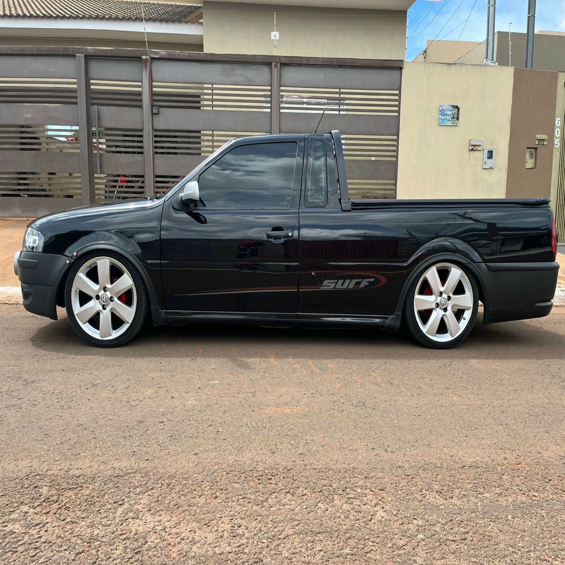 Album cover of Eu Tô Sozinho Eu Tô Solteiro Forró (Remix)