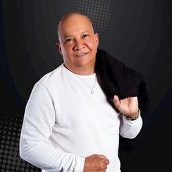 Cover of Amanecí Contigo