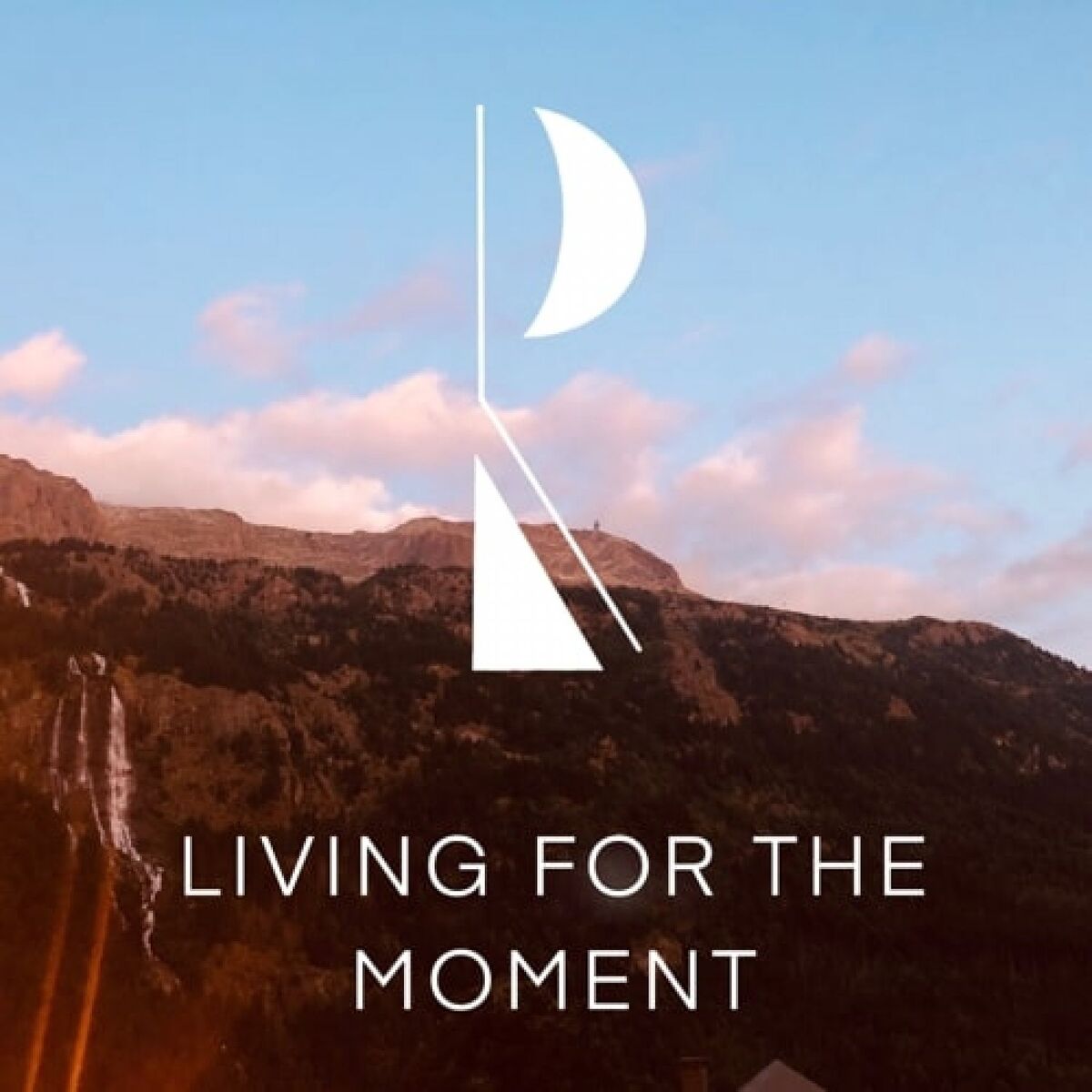 Album cover of Living for the Moment (Original Mix)