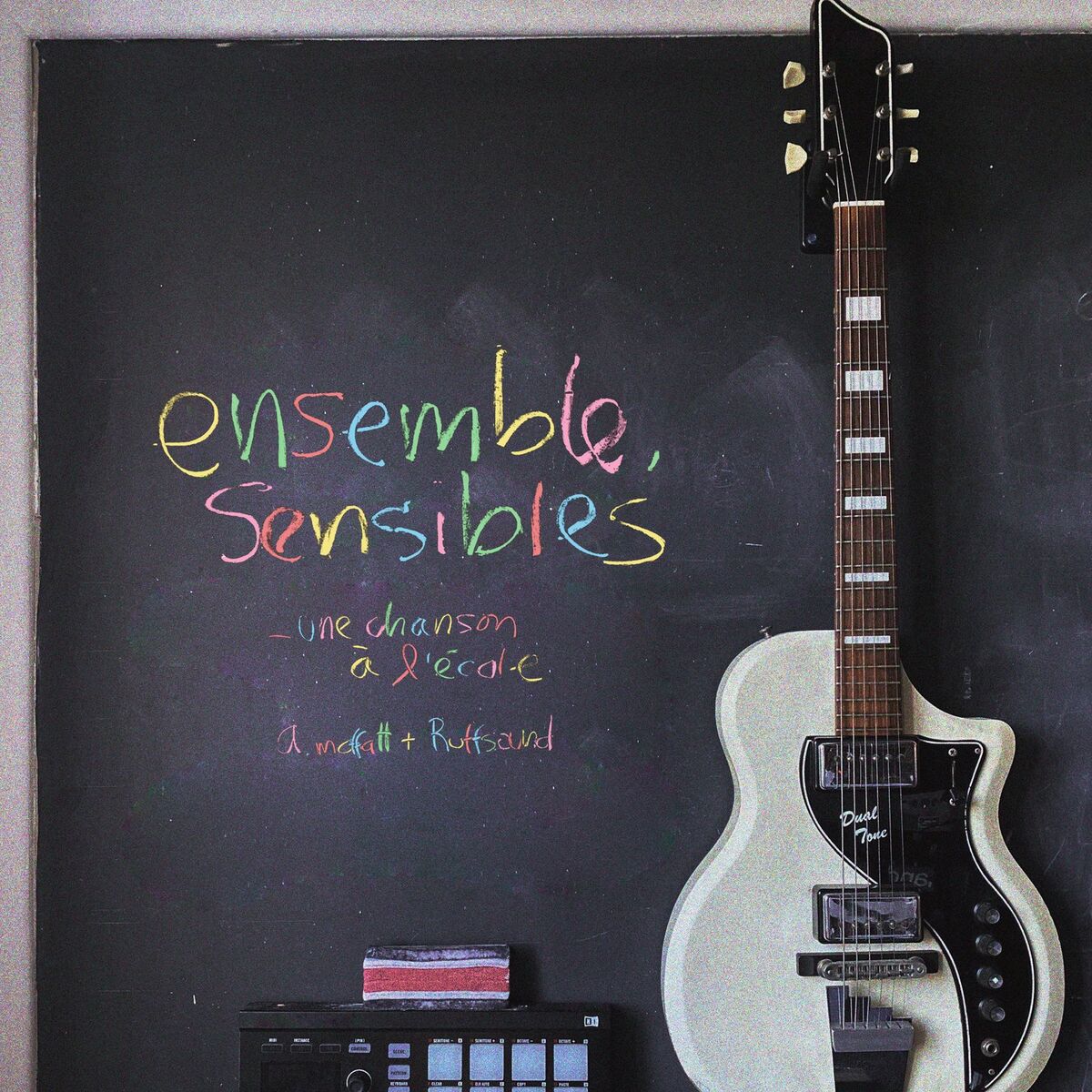 Album cover of Ensemble, sensibles