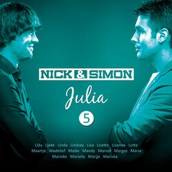 Cover of Julia (5)