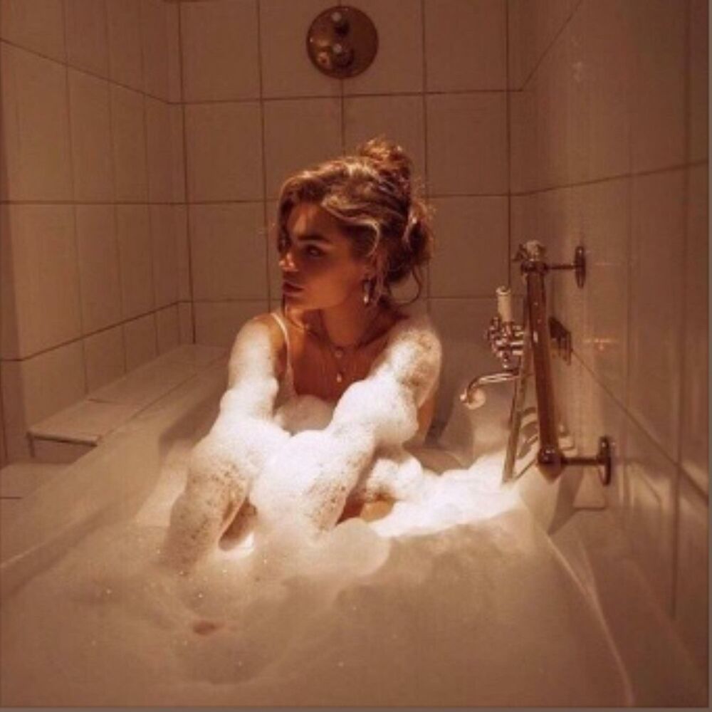 Picture of Bubble Bath (feat. phreshboyswag & kxndy)
