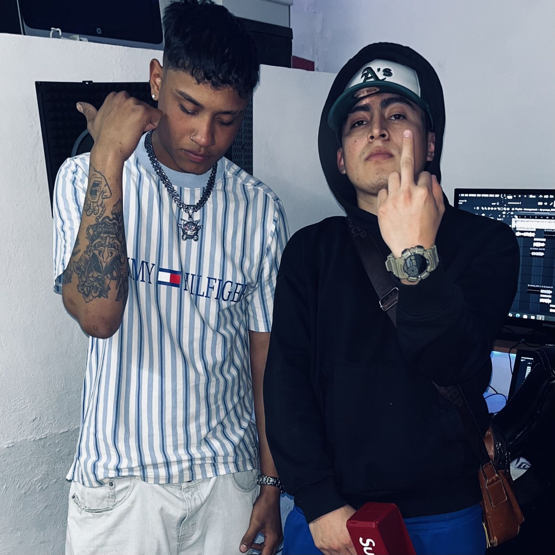 Lil Vene: albums, songs, concerts | Deezer Lil Vene: albums, songs, concerts | Deezer