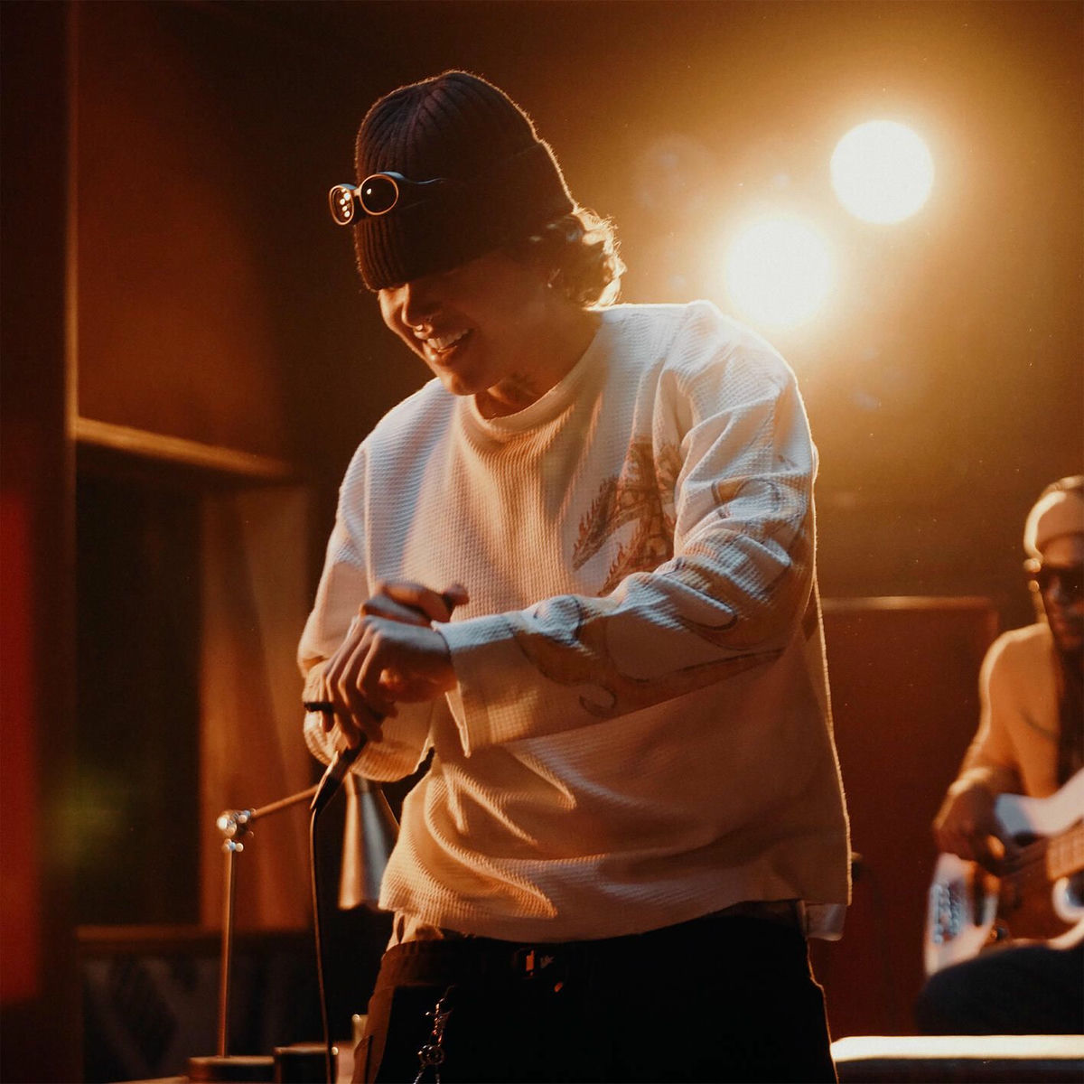 Album cover of quédate