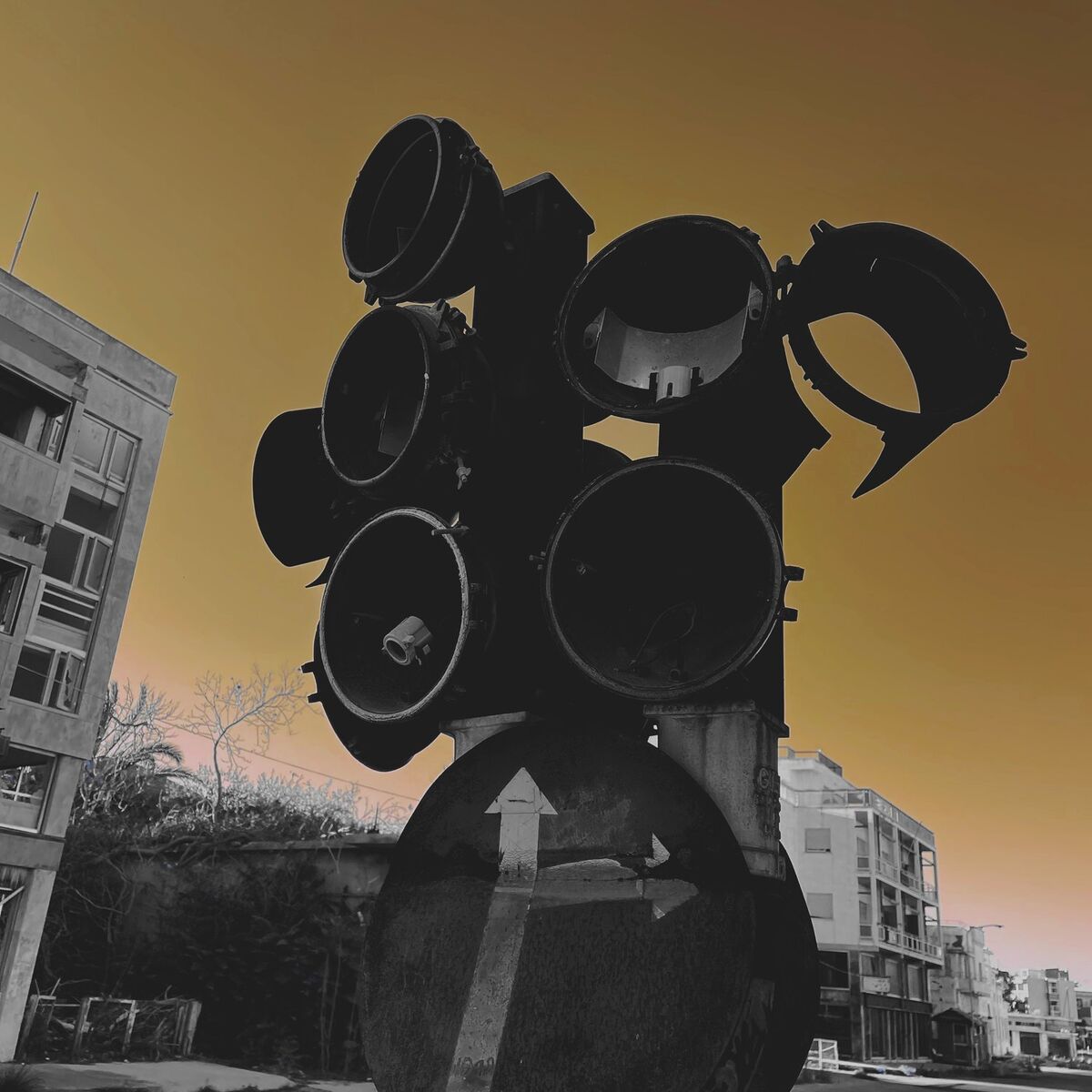 Album cover of Evleniyor