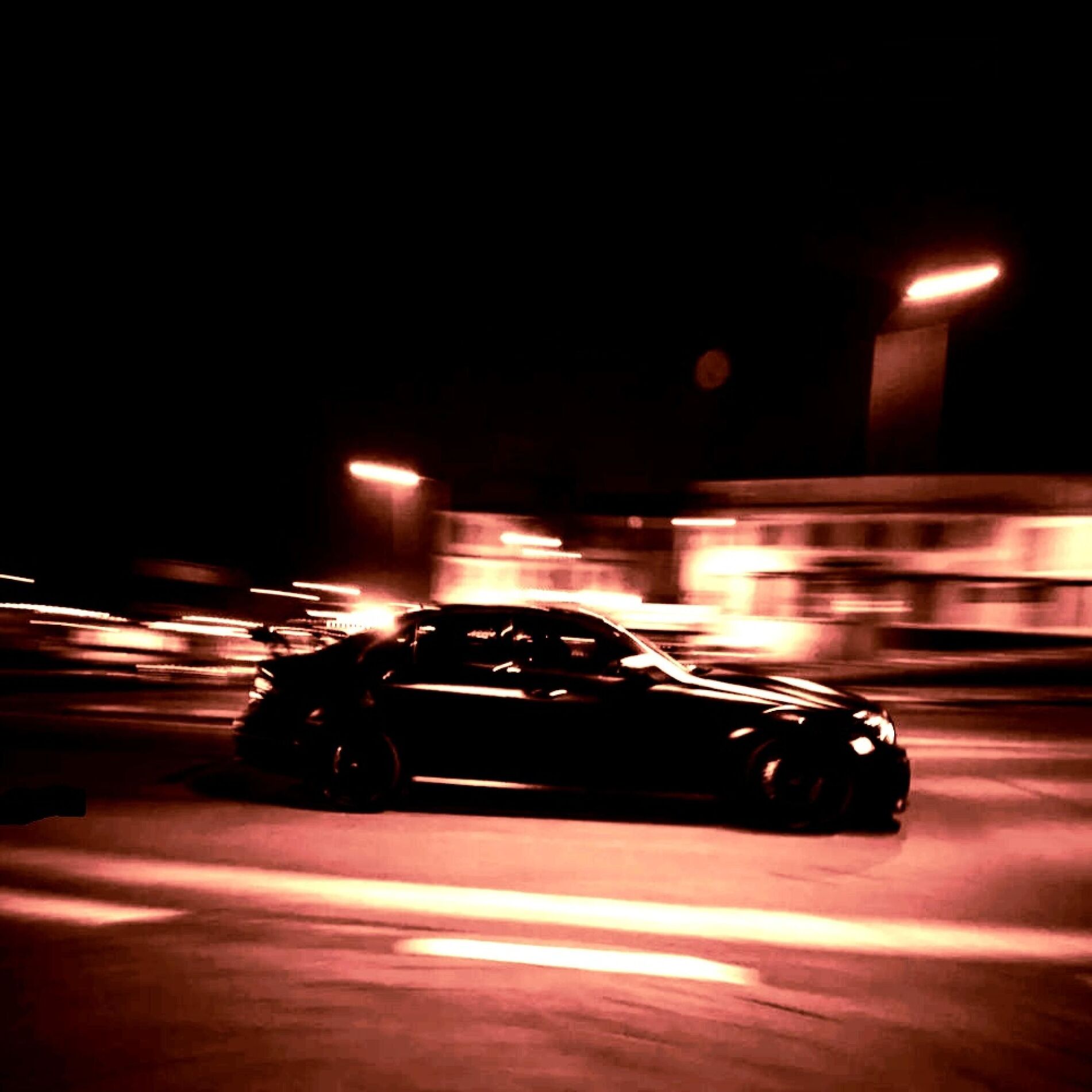Album cover of HIT & RUN (DELUXE)