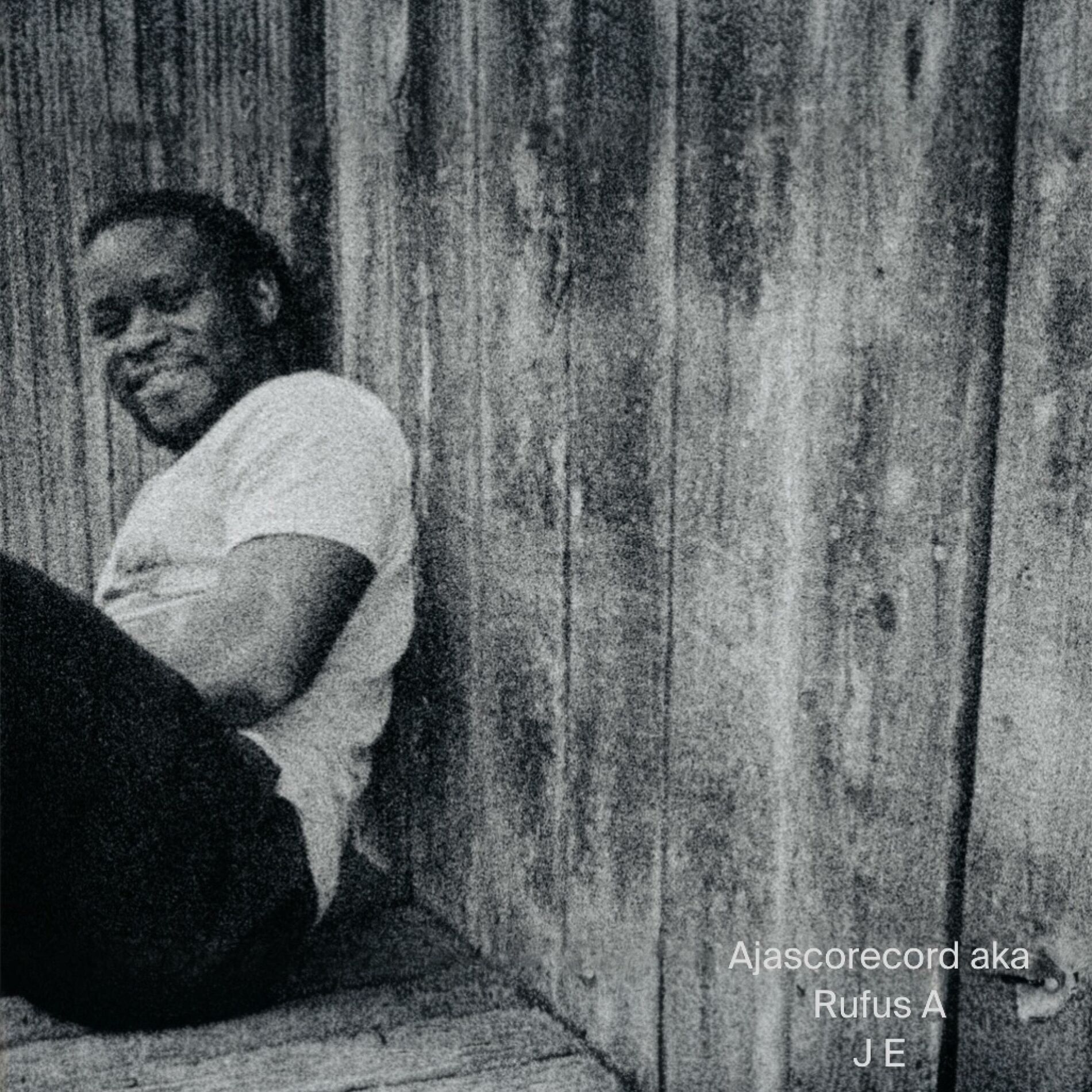 Album cover of move to leg