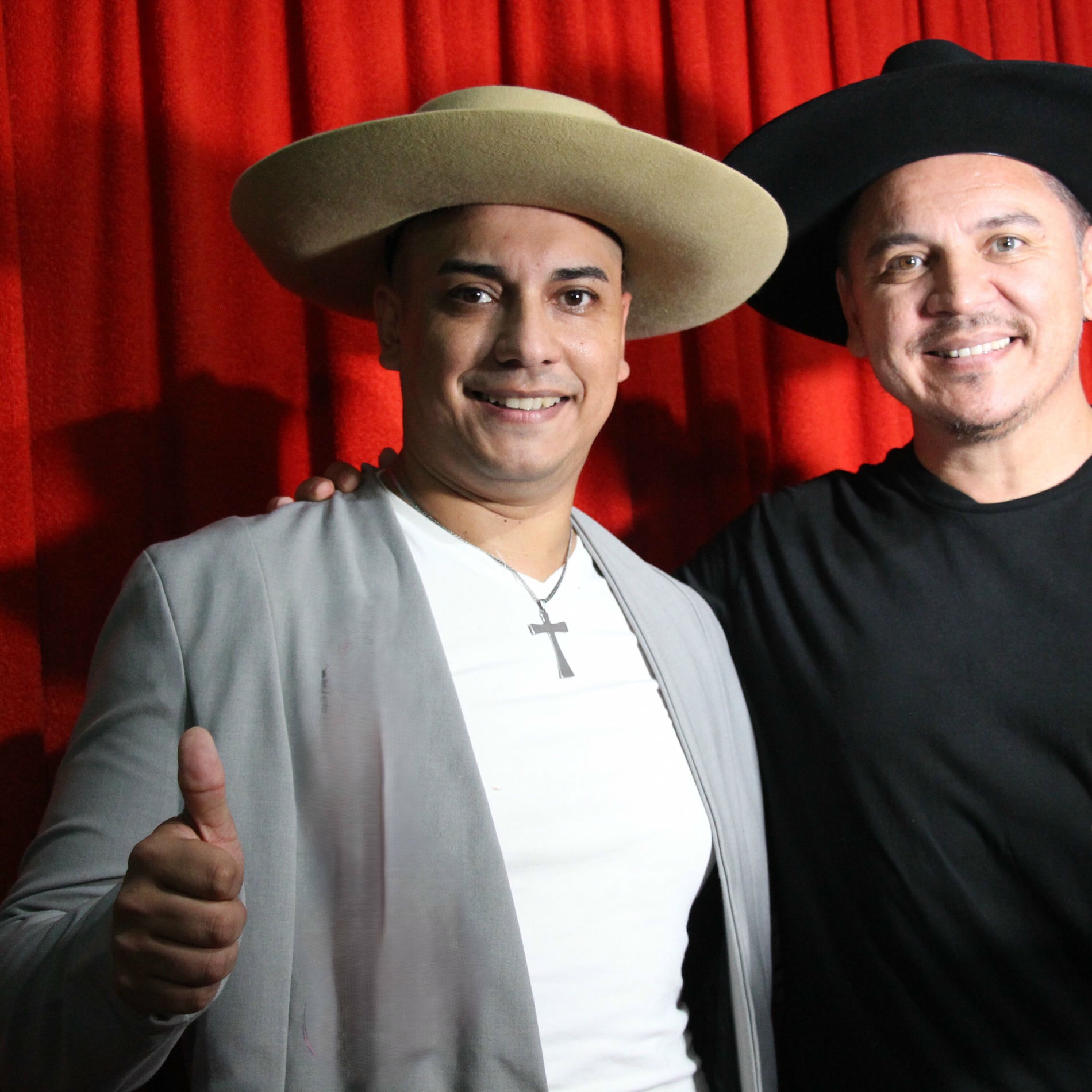 Album cover of Amante y Amigo (Remix)