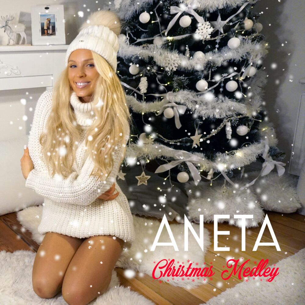 Picture of Santa Claus is coming to town / Silent Night, Holy Night (Christmas Medley)