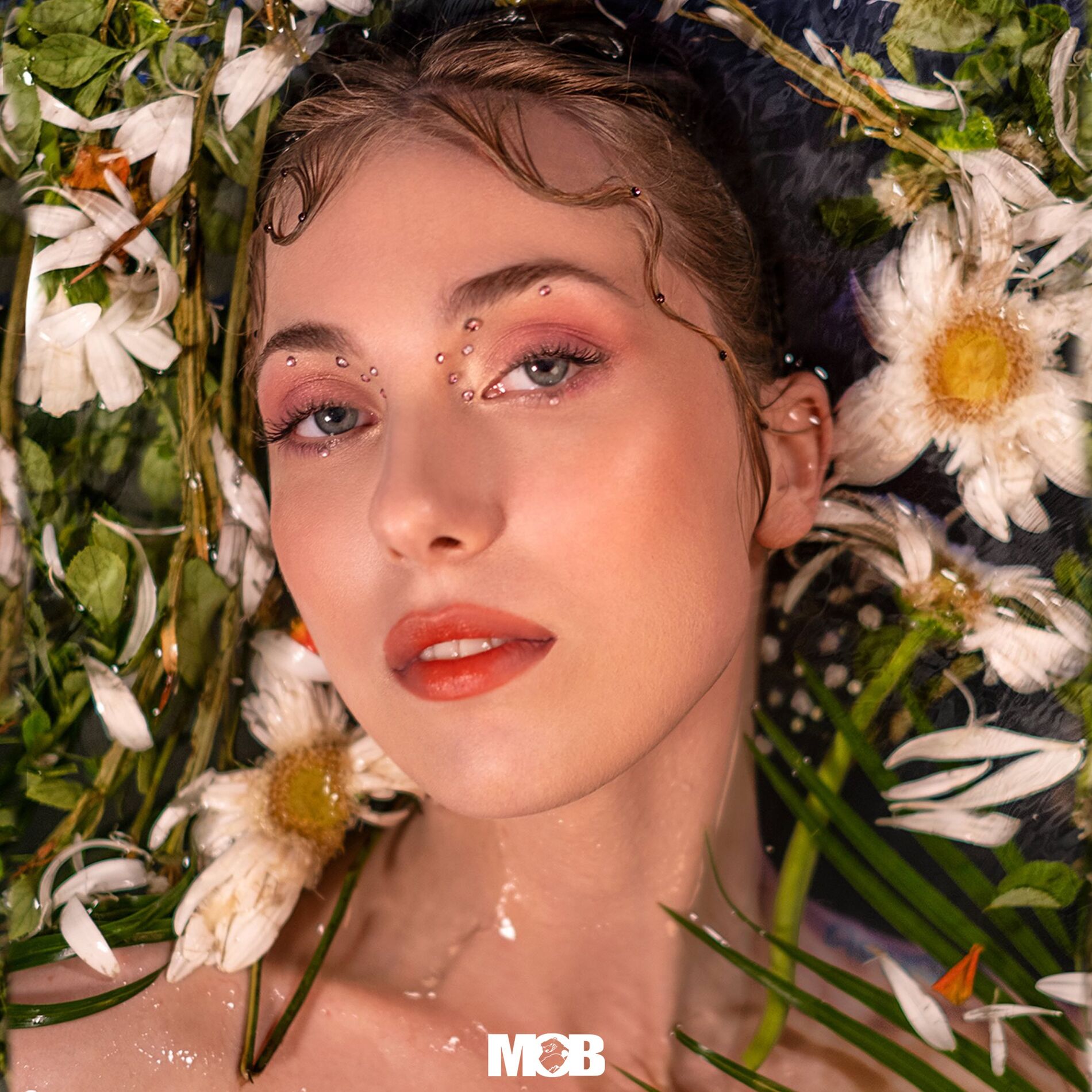 Album cover of Dikenlerinle